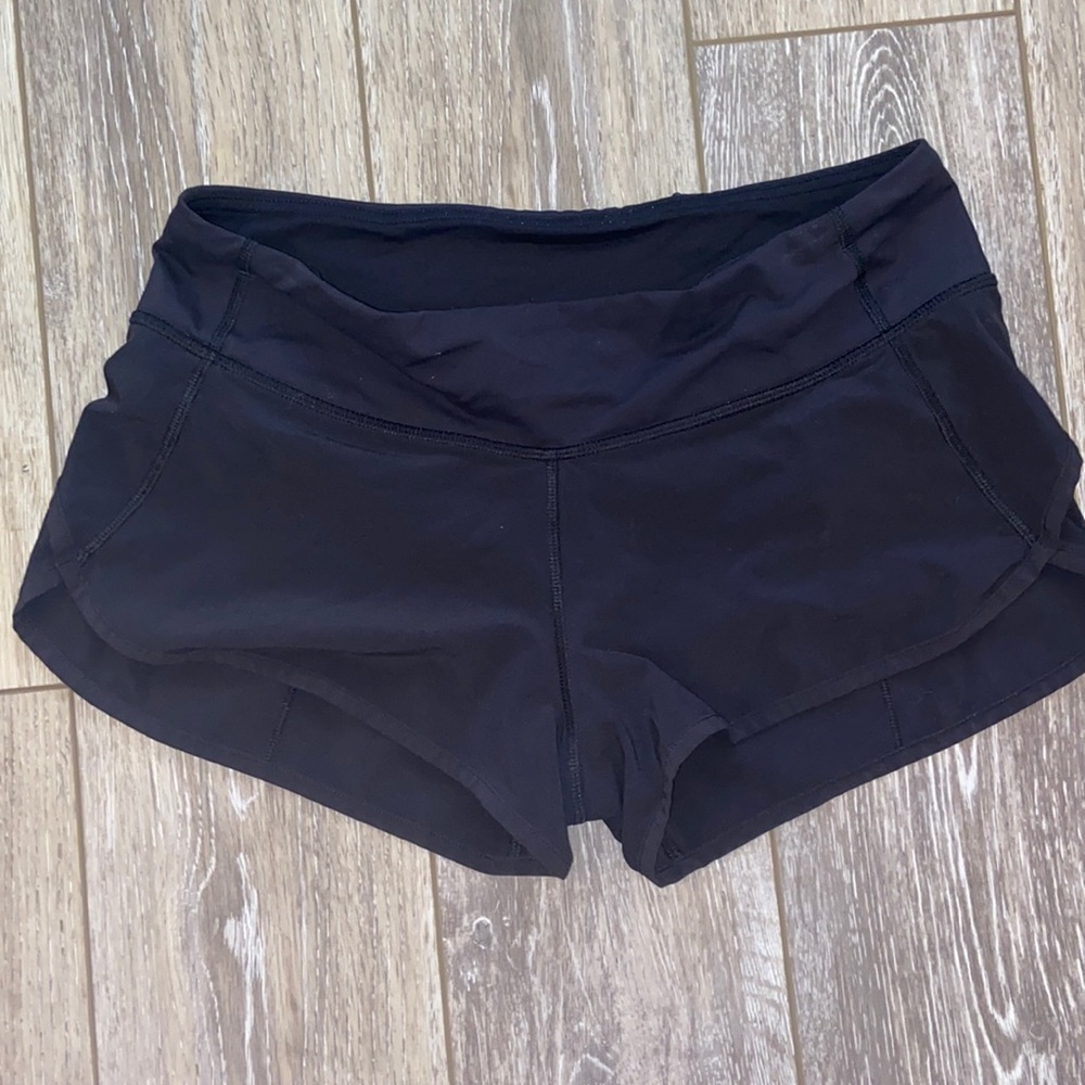 classic black lulu lemon running shorts